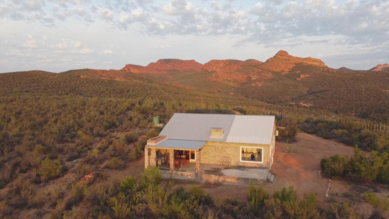 Zwartberg View Mountain Lodge Oudtshoorn Exterior photo